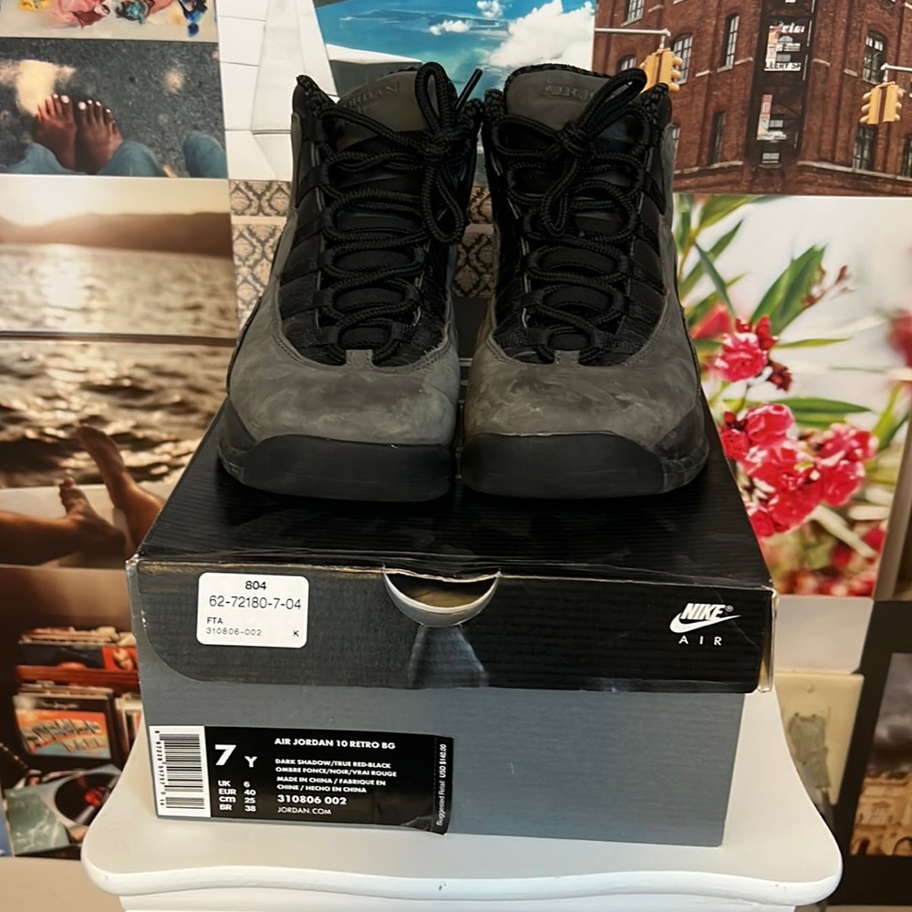 Air Jordan Retro 10 dark shadow size 7 youth